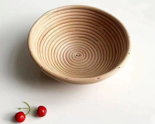 Handwoven rattan sourdough proofing basket with cloth liner