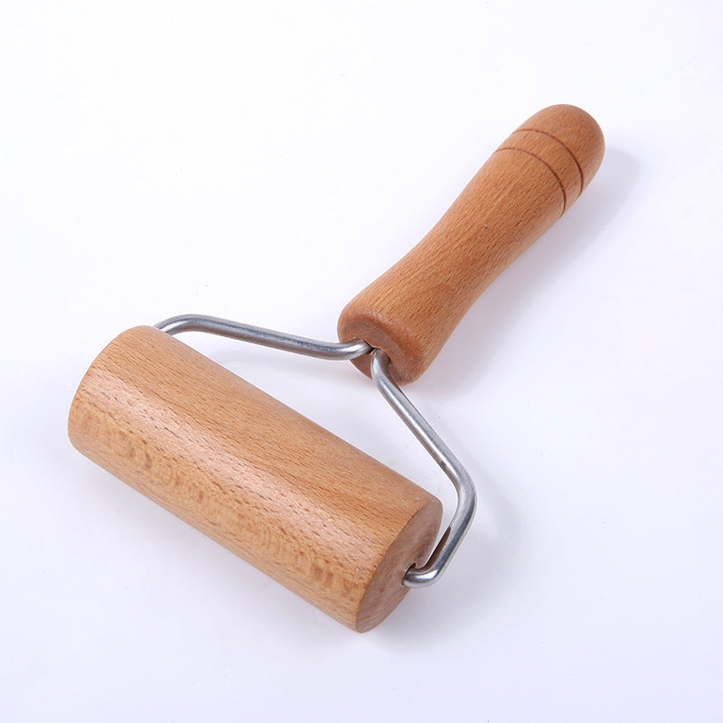Non-slip rolling pin for pastries and pizza dough