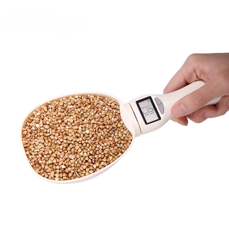 Electronic kitchen spoon scale for small ingredient measurements
