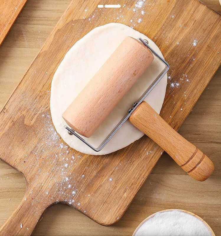 Beech wood rolling pin for pizza dough and sourdough baking