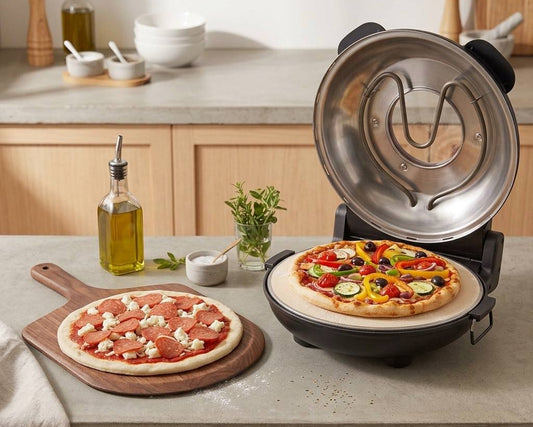Electric kitchen pizza maker with ceramic disc cooking plate